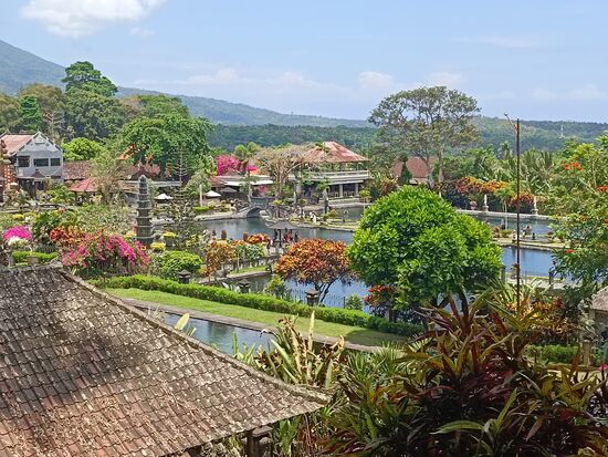 Aber es ist zweifellos ein wunderbar gestalteter und gepflegter Park.