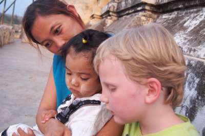 Auch wieder mit einer Familie aus Myanmar ins Gespräch gekommen - die stammen aus dem Norden von Myanmar - dieser bleibt uns in diesem Urlaub zumindest verborgen.