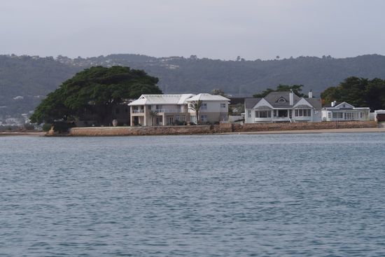 Häuschen gesucht?...hier 2 Angebote auf Leisure Island.
