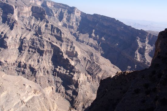 Die Fotos können Größe und Tiefe von Jebel Shams nicht ansatzweise wiedergeben.