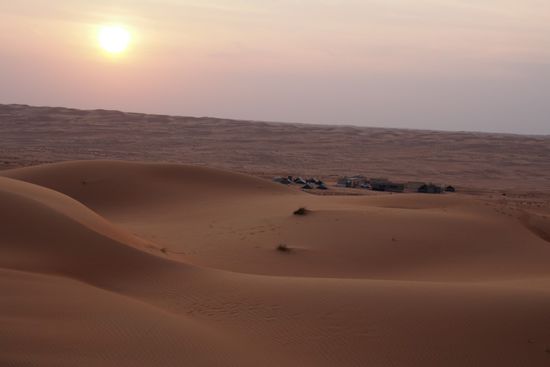Blick aus den Dünen zurück aufs Camp