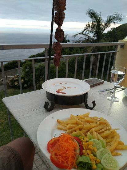 Espe,rada hier mal hängend.  Im Do Arco sehr zu empfehlen... Richtig gut gewürzt...was auf Madeira eher selten ist.. Pommes dazu waren nicht der große Brüller, aber das wäre sicher zu verhandeln.