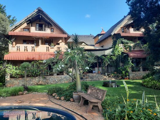 die wundervolle Gartenanlage.