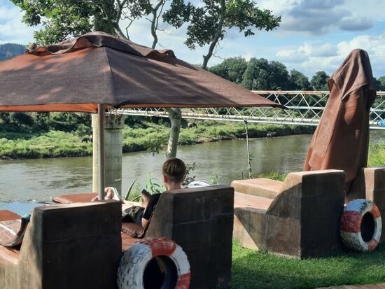 Ebenso wie von dem Deck kann man vom Pool aus, Tierbeobachtungen machen. Schon ein Erlebnis.