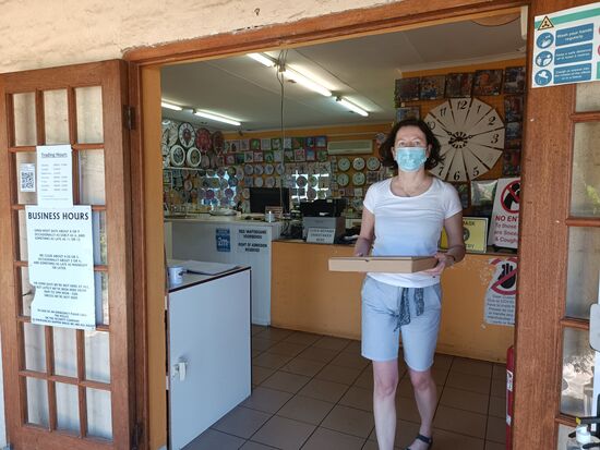 Nein, das ist keine Pizza, das ist unsere neue Küchenuhr.