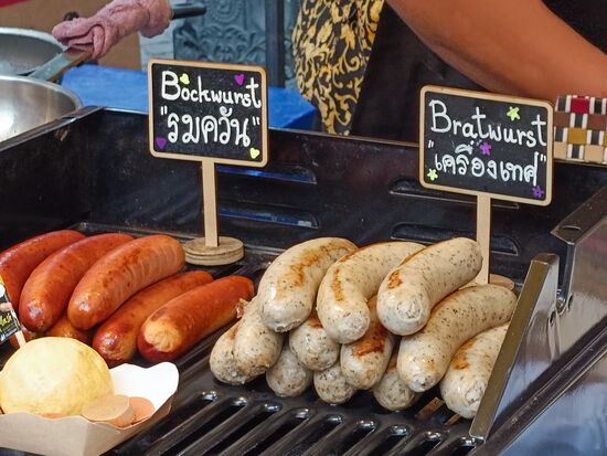 Für das Abendessen haben wir etwas gutes Deutsches gefunden ...NEEIIN...niemals, aber das war zumindest ein Foto wert.