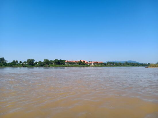 Casino in Myanmar...derzeit wohl out of order, es gibt aktuell keinen Grenzverkehr nach Myanmar.