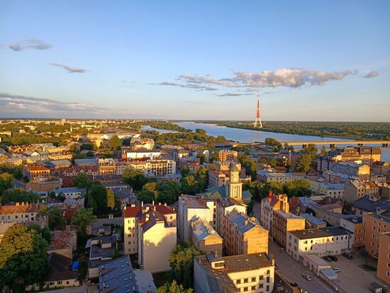 Der Tipp hat nicht zu viel versprochen... im Hintergrund der Fernsehturm von Riga.