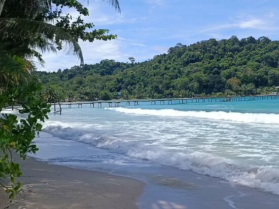 Der traumhaft schöne Strand von Banbao.