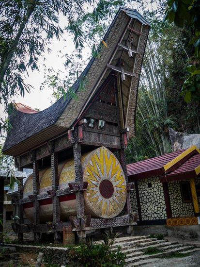 Grab in einem Toraja Village