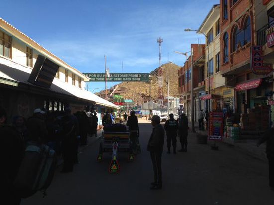 Grenzübergang Bolivien / Peru