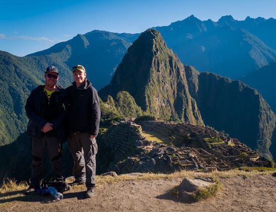 Sonnenaufgang über Machu Picchu