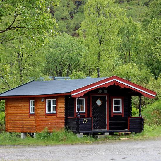 Unsere Hütte auf dem Gullesfjordcampingplatz für eine Nacht.