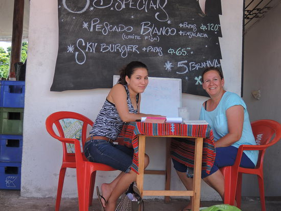Meine Lehrerin Andrea y yo! Fleissig, fleissig...