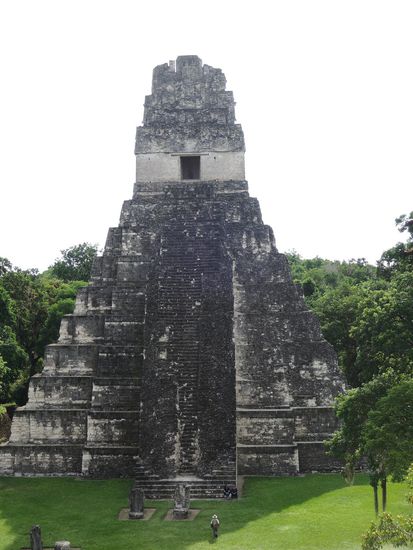 Tempel 1, sehr beeindruckend. Kann man nicht mehr hinaufklettern, nachdem da 2 Leutchen runtergepurzelt sind und tot waren