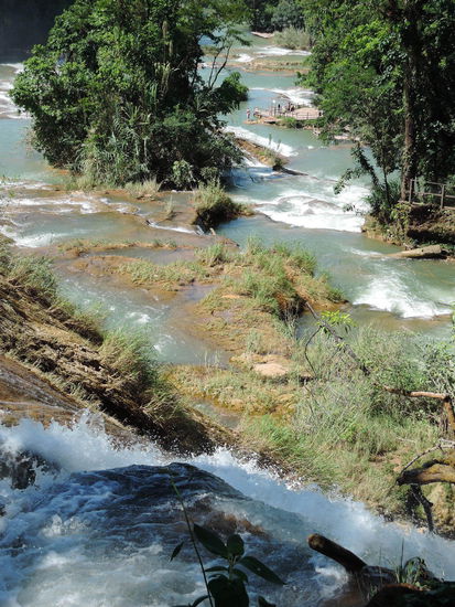 So sehen die Wasserfaelle dann von oben aus
