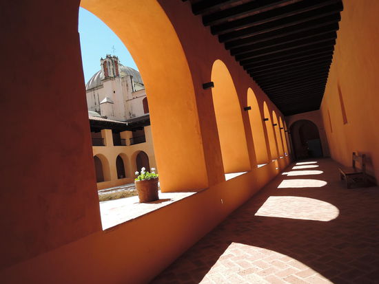 Der Innenhof des Convents, wo sich das Textilmuseum befindet