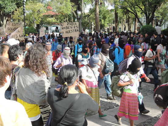 Schweigemarsch rund um den Zocalo