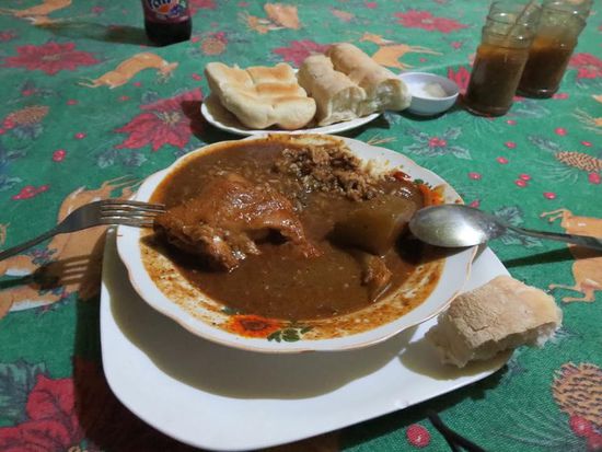 Guatemaltekisches Essen (Pepian)