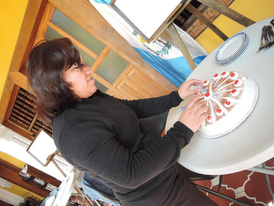 Yeni, die Sekraeterin