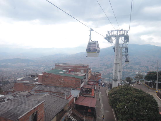 Mit der Seilbahn zum Aussichtspunkt