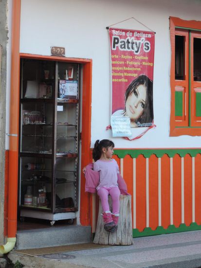 Ich war auch im Salon de Belleza beim Friseur: einmal Haare schneiden 6 Euro