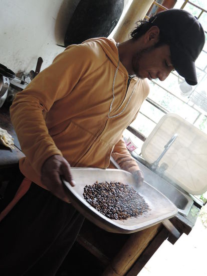 Der fertig geroestete Kaffee...