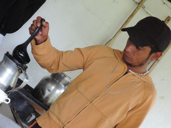 und mit heissem Wasser uebergossen