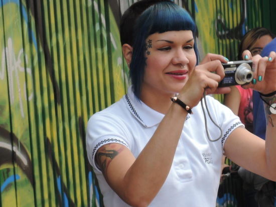 ...und so sieht die Friseurin aus. Wer traut sich??