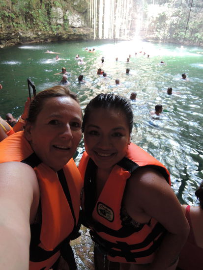 Anabell und ich, bevor es ins Wasser geht.