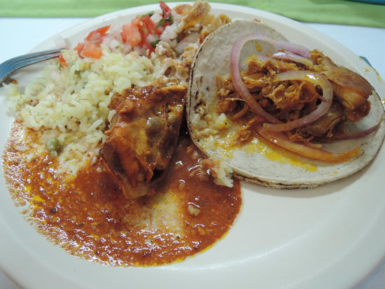 Mexikanisches Essen: Tortillas, Pollo, Aroz, Salsa, Taccos...