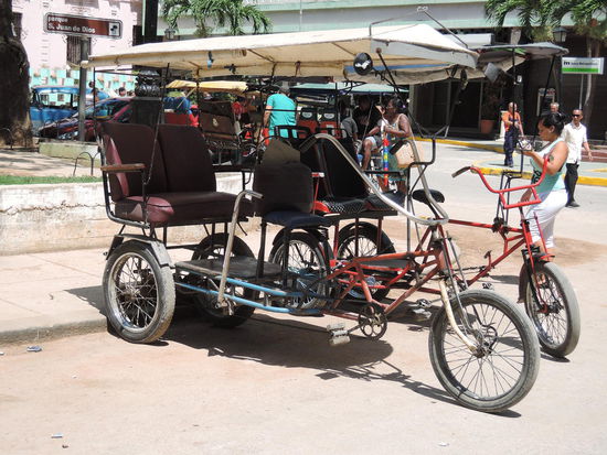 Das wichtigste Verkehrsmittel in Havanna Vieja: Bici-Taxis