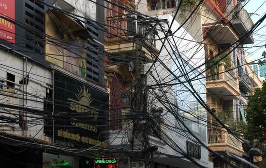 Kabelsalat in Ho Chi Minh City