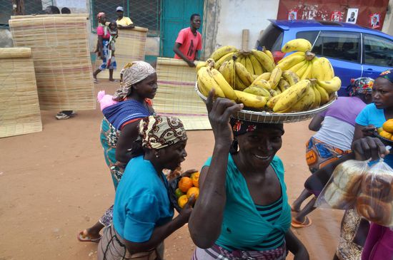 Zwischenstopp auf der Busfahrt von Tofo nach Maputo.