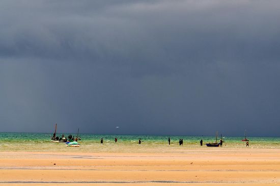 Gewitterwolken über dem Bazaruto Archipel.