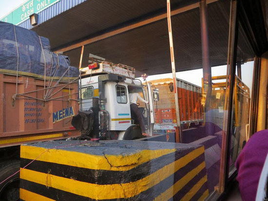 Maustelle an der Autobahn nach Delhi