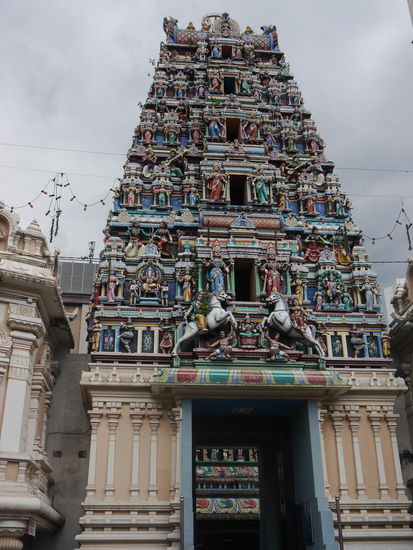 Sri Mahamariamman Tempel - ein paar Häuser weiter haben wir gewohnt