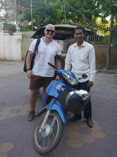 Benji mit unserem Tuktuk - Fahrer