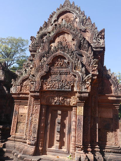 Banteay Srei - ein Hindutempel mit kunstvollen Ornamenten