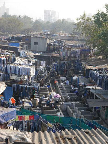 Dhobi Ghat - der wohl größte öffentliche Waschplatz der Welt; hier arbeiten übrigens nur Männer