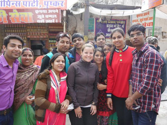 Diese indische Familie fand wohl ein Foto shooting mit uns auch spannender 