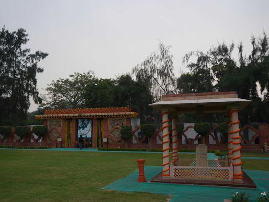 Gandhi Mahnmal - hier wurde Gandhi im Januar 1948 erschossen
