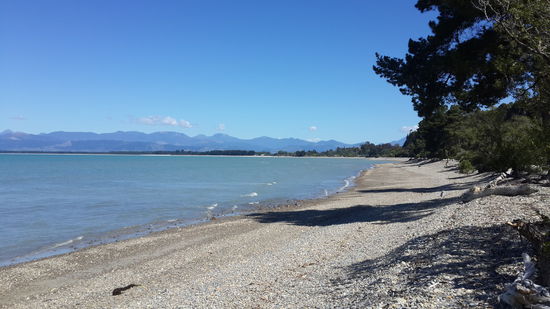 Es ist wunderbar dem Meer zu lauschen, leider schlief ich ein und holte mir dabei einen Sonnenbrand...  