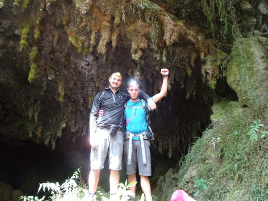 Total verdreckt, aber raus aus der Höhle!!  