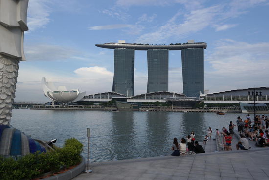 Marina Bay Sands Hotel... der Hammer, unglaublich beeindruckend!