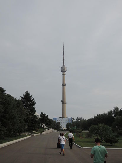 Ob da überhaupt schon mal ein Tourist drauf war? Ich habe keinen Bericht dazu gefunden ...