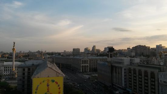 Abendlicher Blick von Dach unseres Hotels.