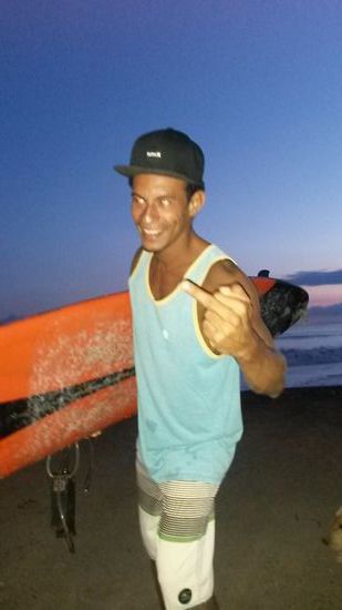 Missverständnis aufgeklärt, sehr freundlicher Kerl, wie die meisten Ticos.