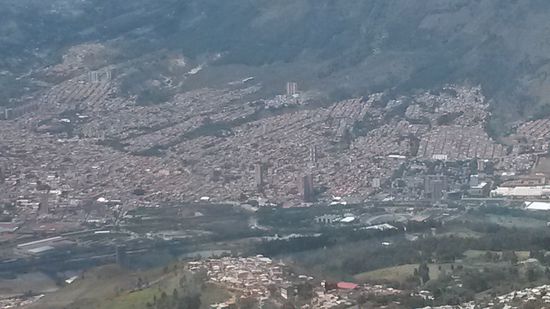 Medellin aus der Seilbahn.