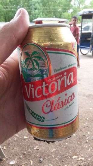 Eine von zwei gängigen Biersorten in Nicaragua - beide schmeckten nach amerikanischen Wasserbieren.